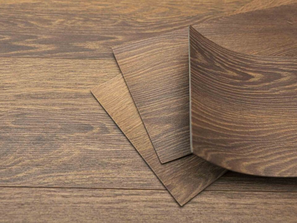 drewniana winylowa podłoga